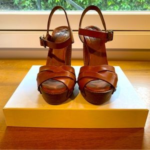 CHLOE PLATFORM SANDALS